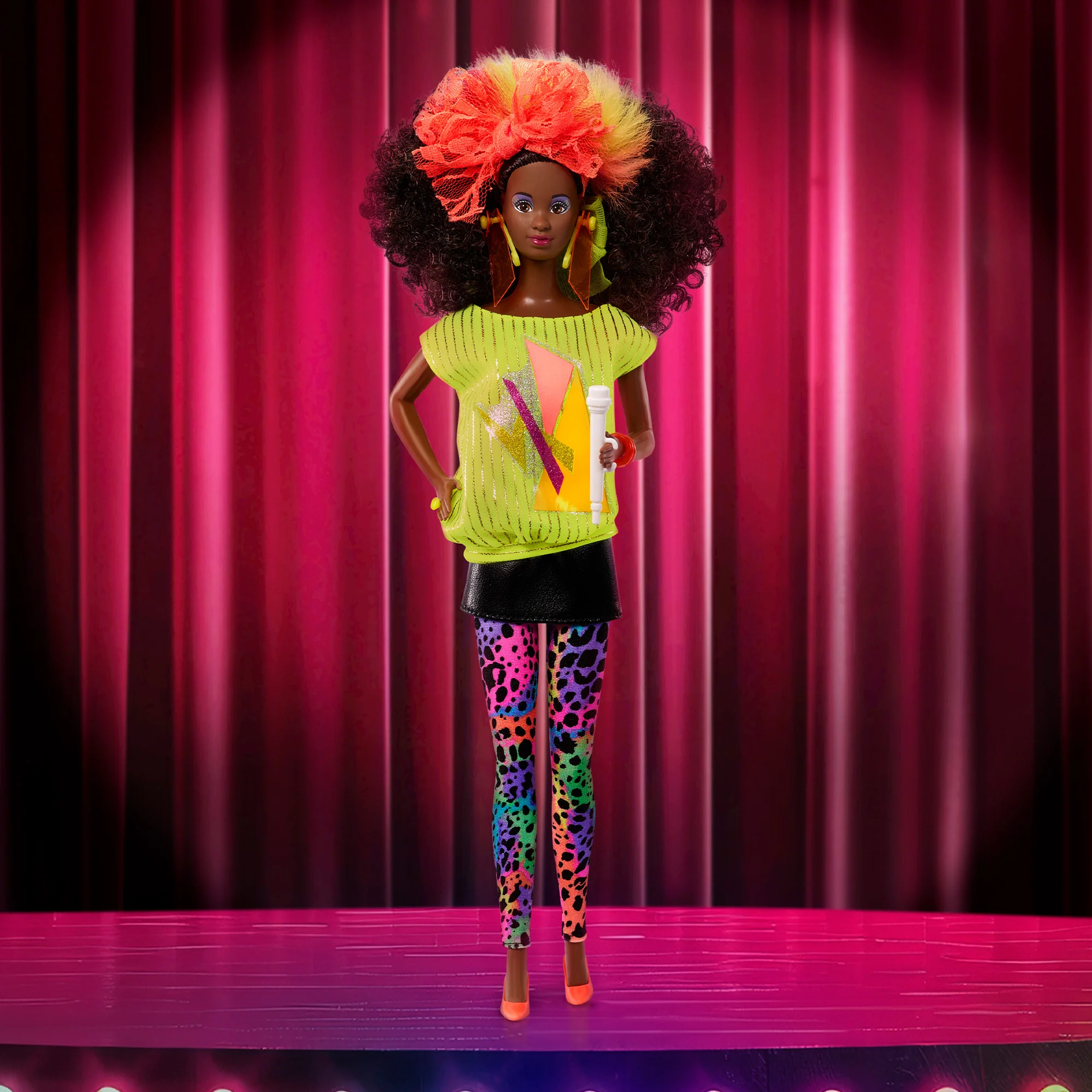 Barbie and the Rockers 40th Anniversary Dee Dee Doll - Image 9