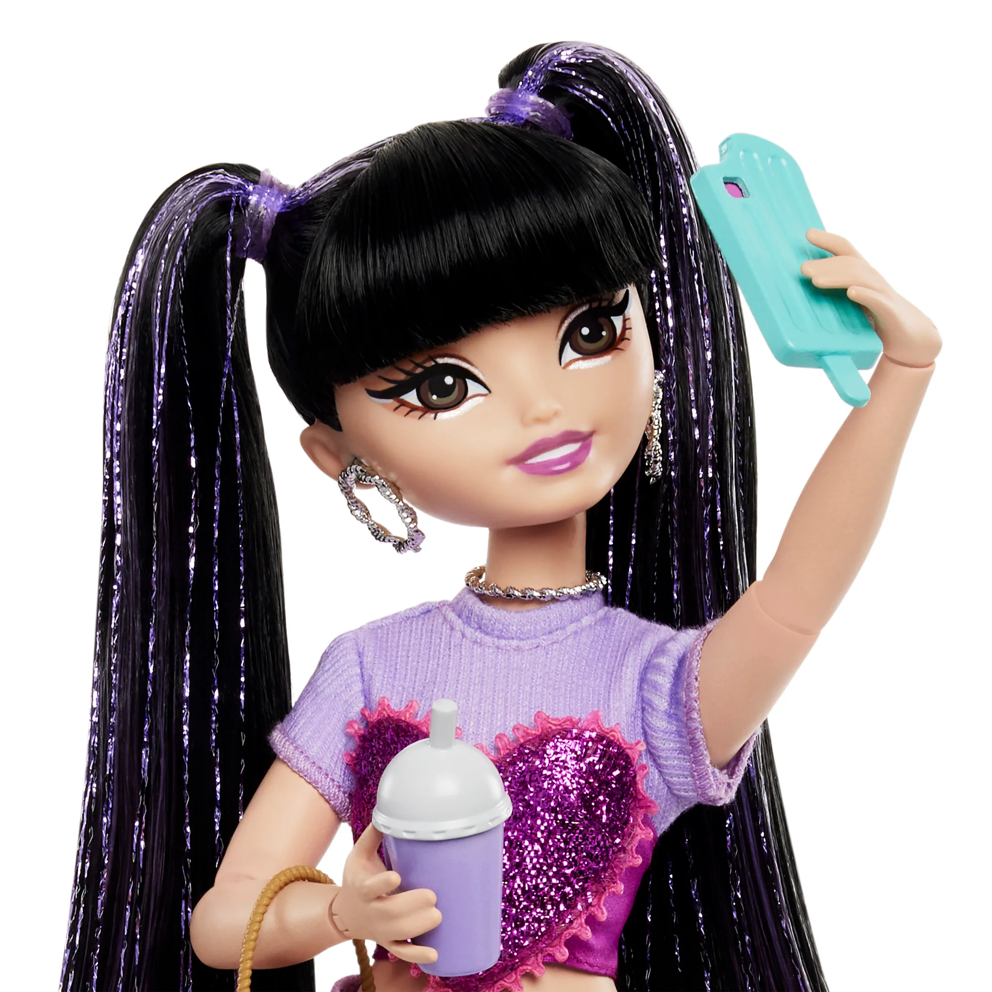 Barbie Dream Besties Renee Fashion Doll - Image 3