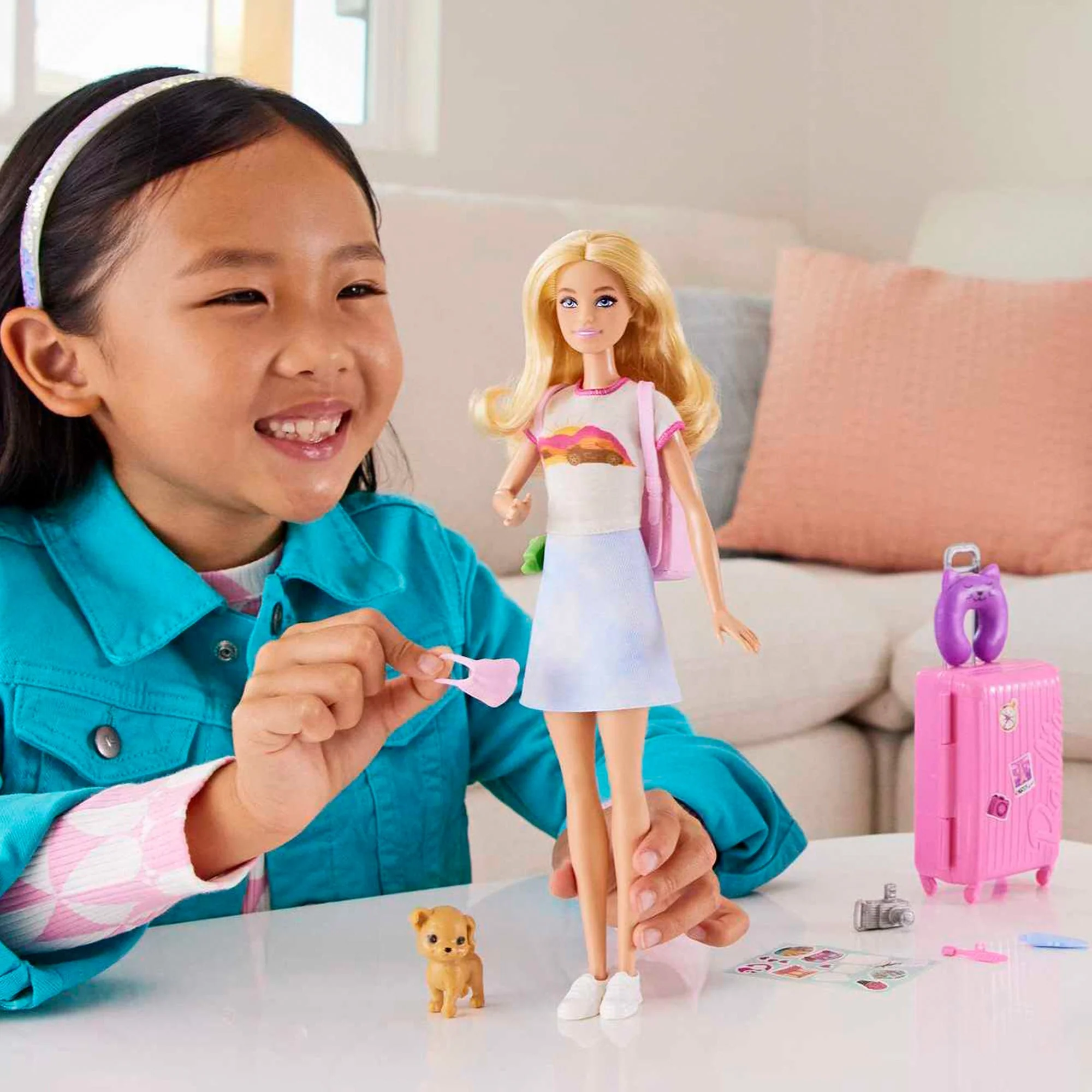 Barbie Malibu Doll Travel Set - Image 6