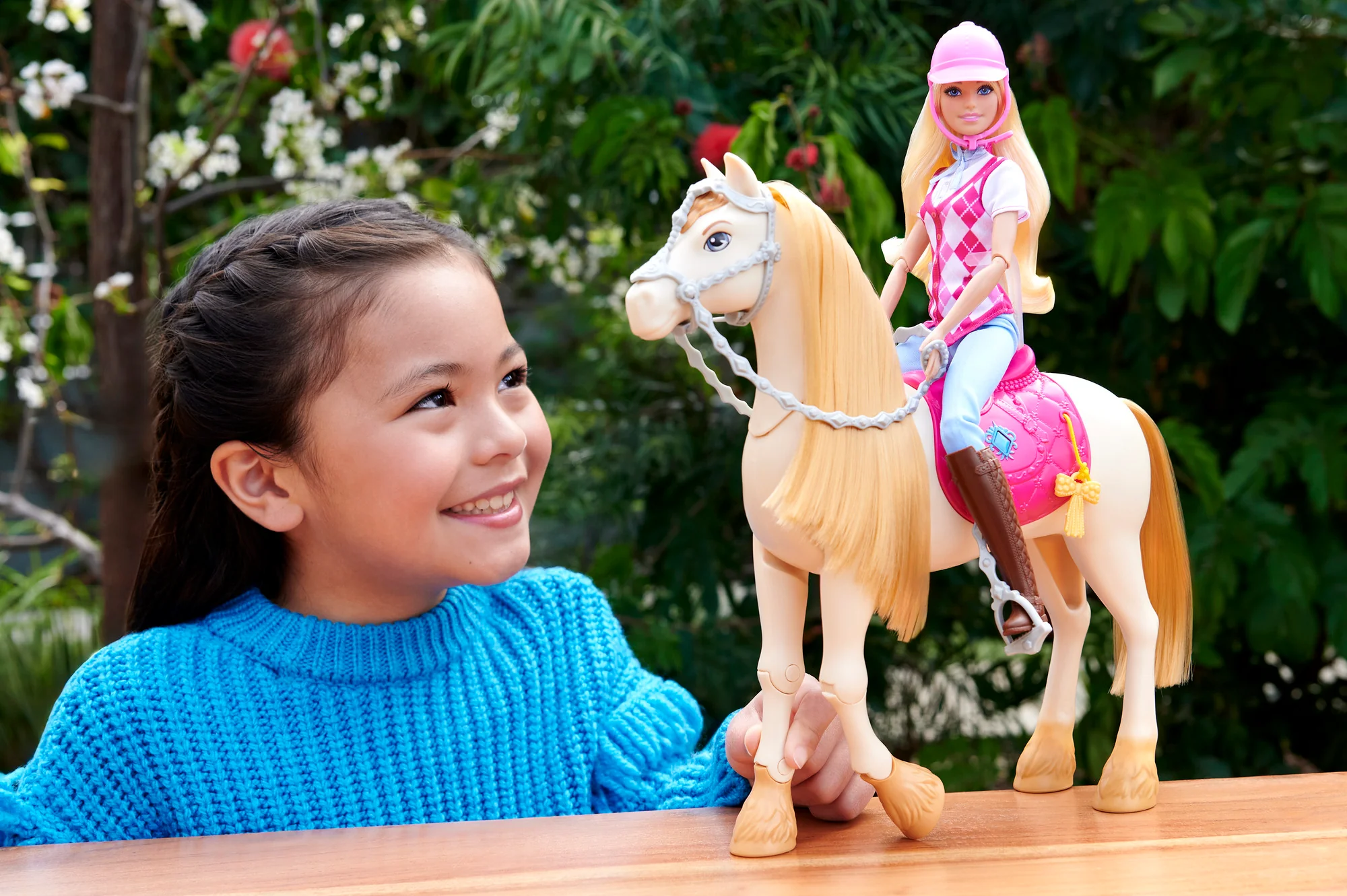 Barbie Mysteries The Great Horse Chase Malibu Doll - Image 9
