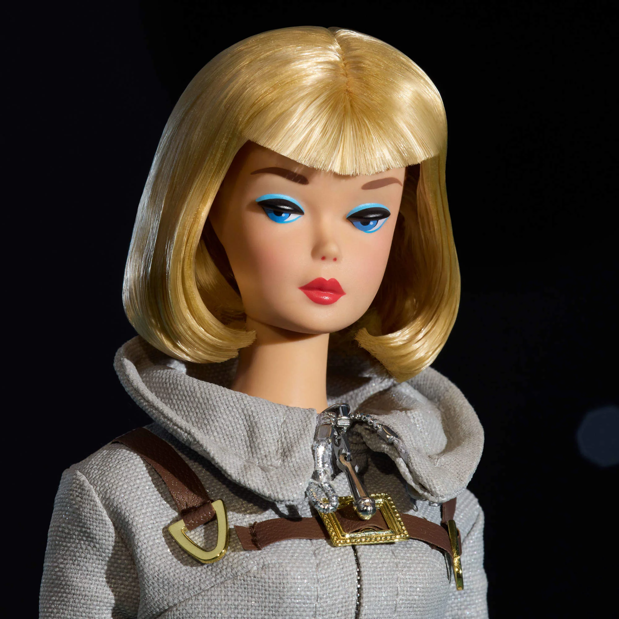 Barbie Signature Miss Astronaut 60th Anniversary Doll - Image 10