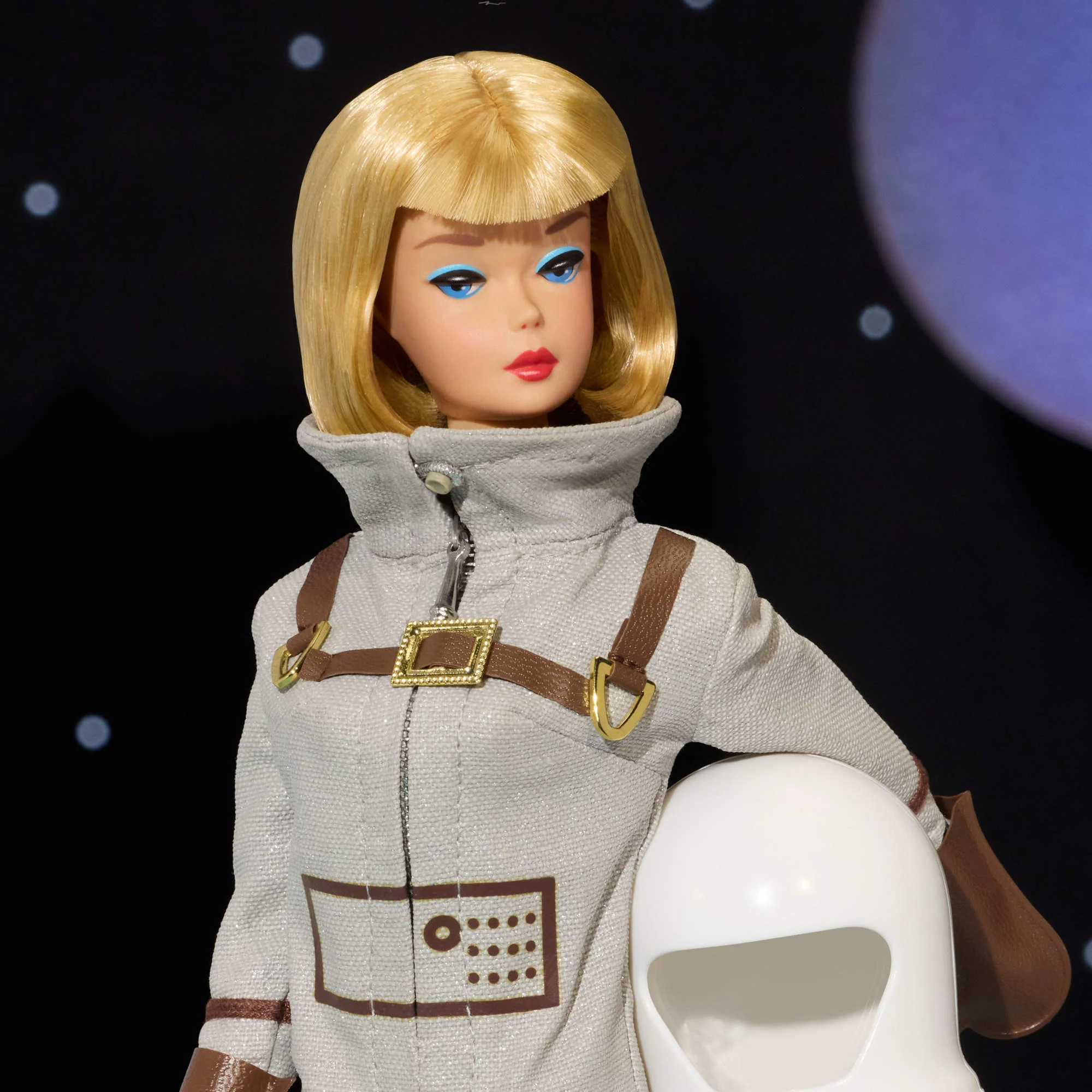 Barbie Signature Miss Astronaut 60th Anniversary Doll - Image 13