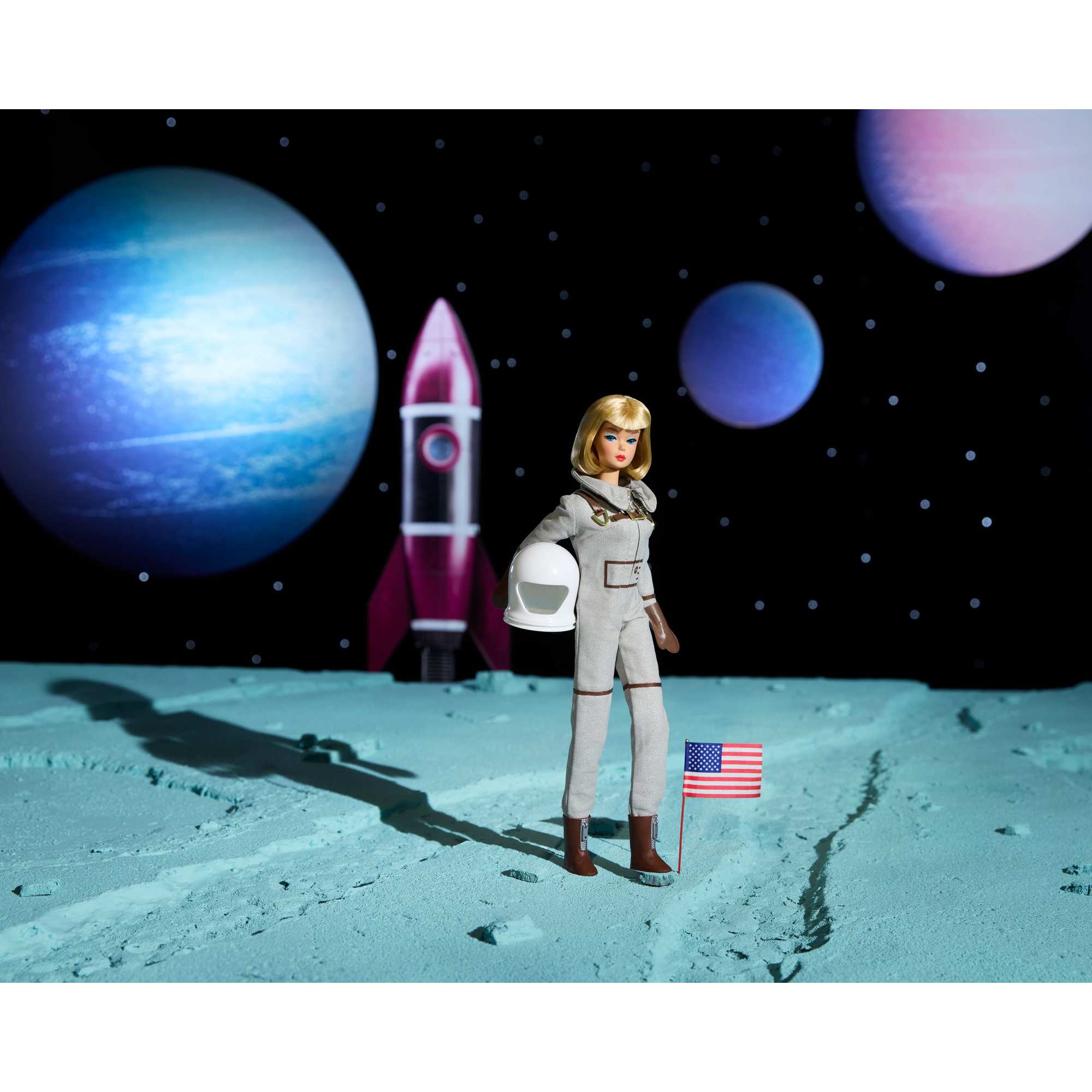 Barbie Signature Miss Astronaut 60th Anniversary Doll - Image 14