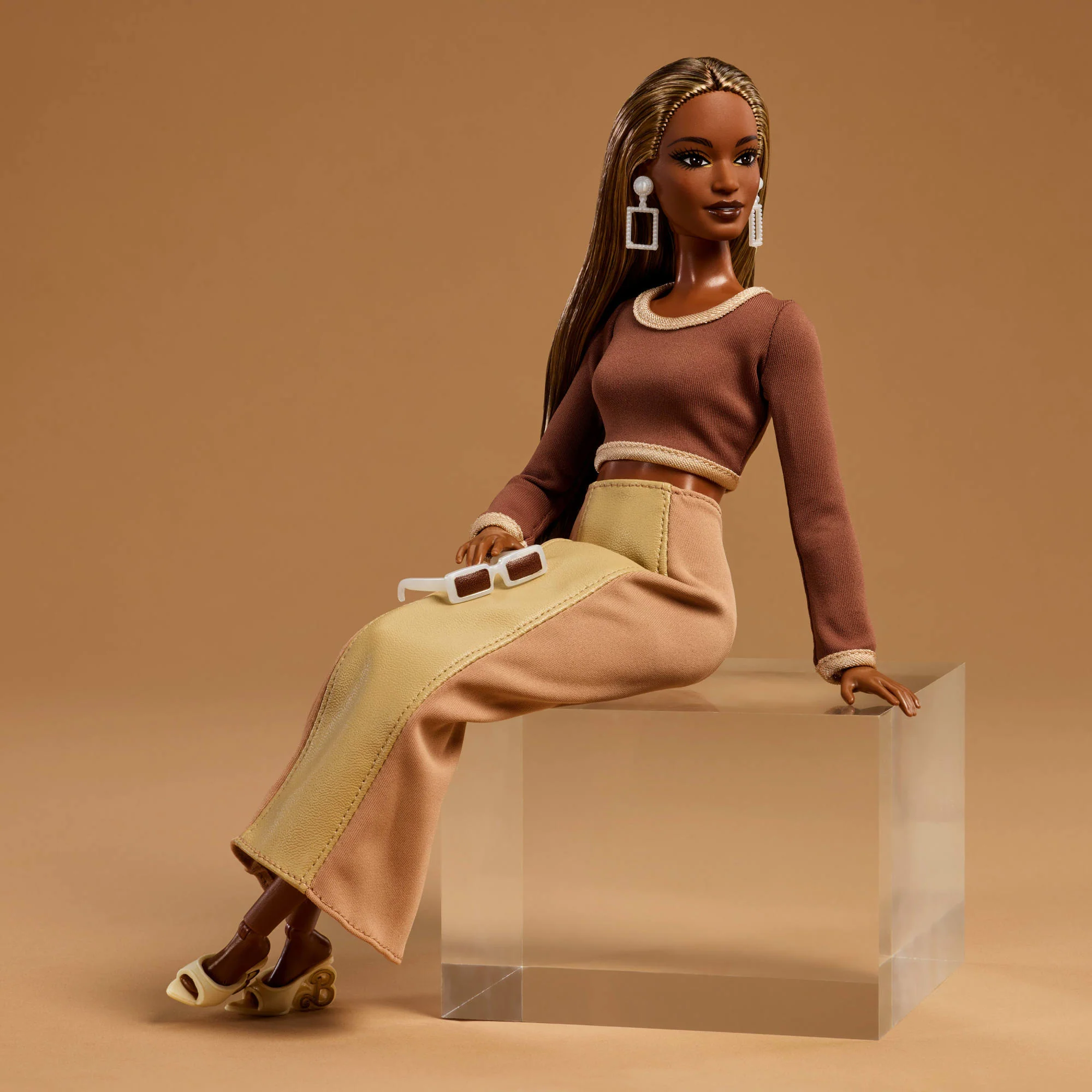 Bundle: Barbie You Create Neutral Kit - 3 Dolls - Image 17