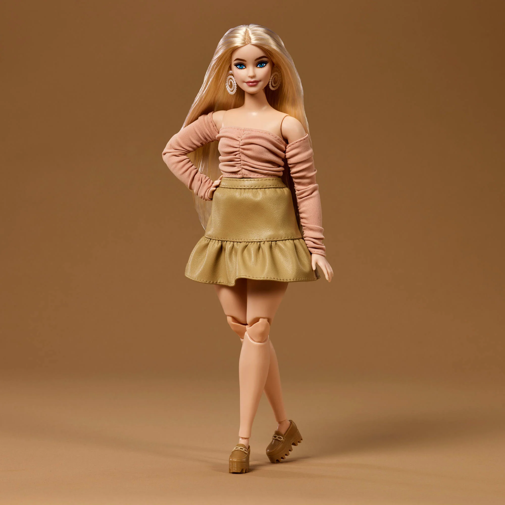 Bundle: Barbie You Create Neutral Kit - 3 Dolls - Image 8