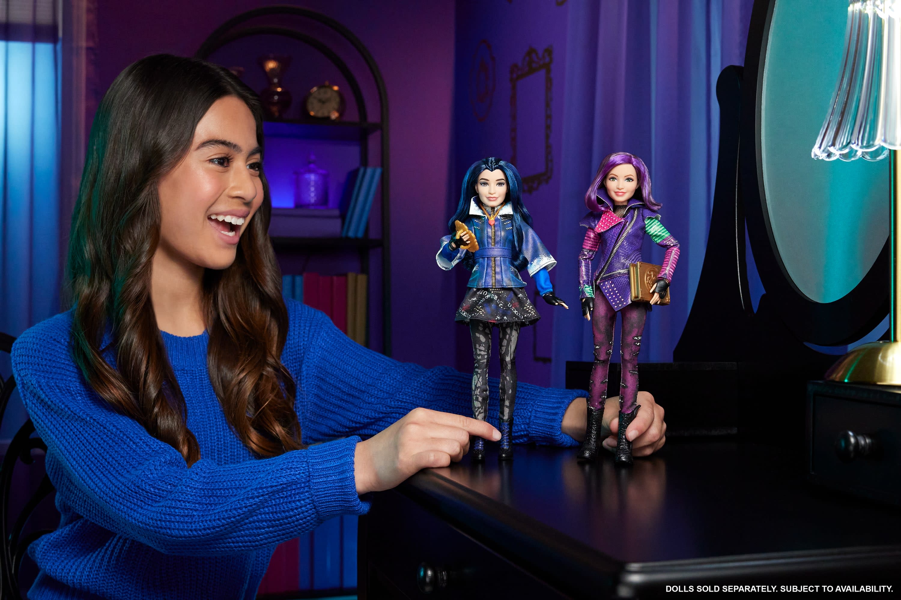 Disney Descendants Mal Anniversary Fashion Doll - Image 6