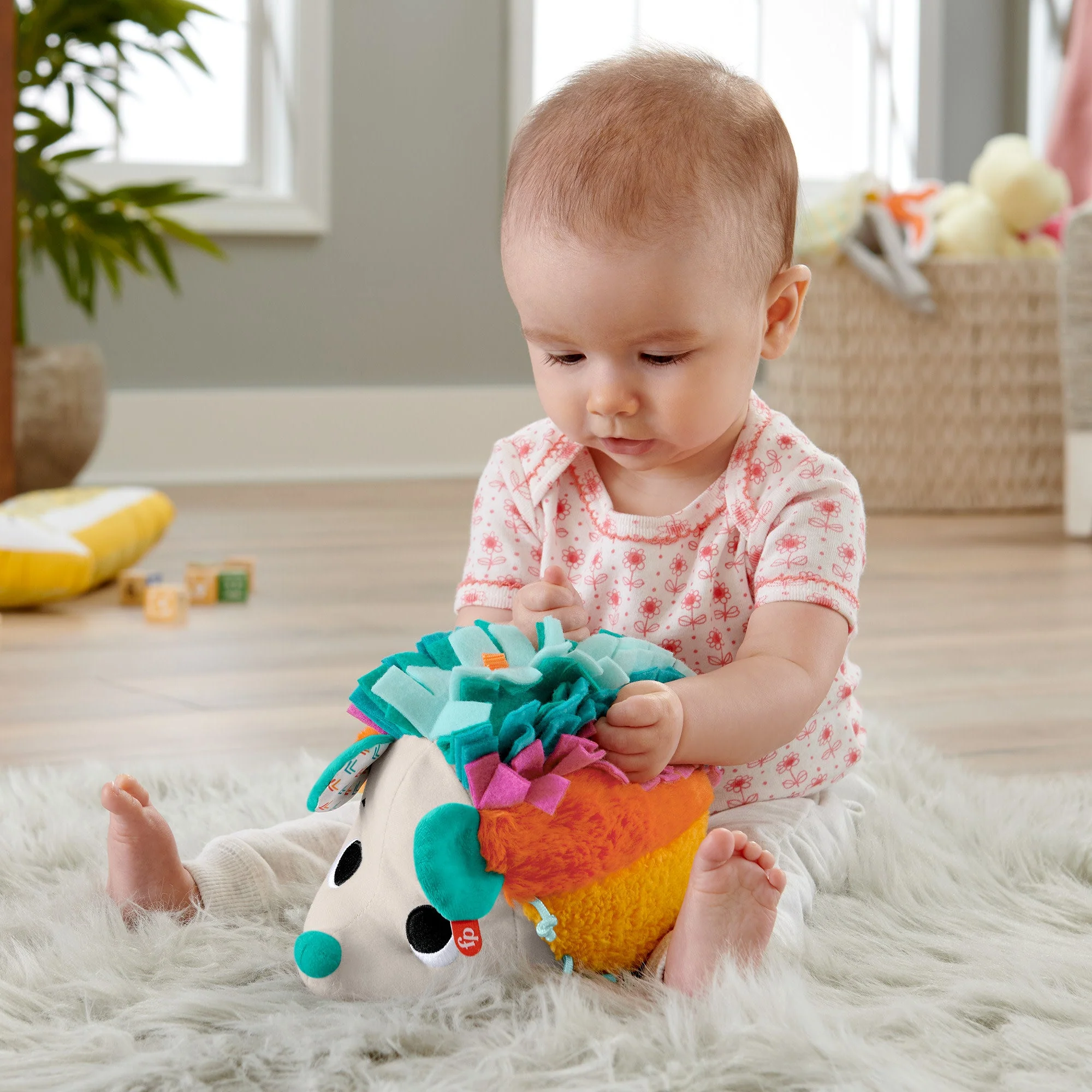 Fisher-Price Cuddle n' Snuggle Hedgehog - Image 6