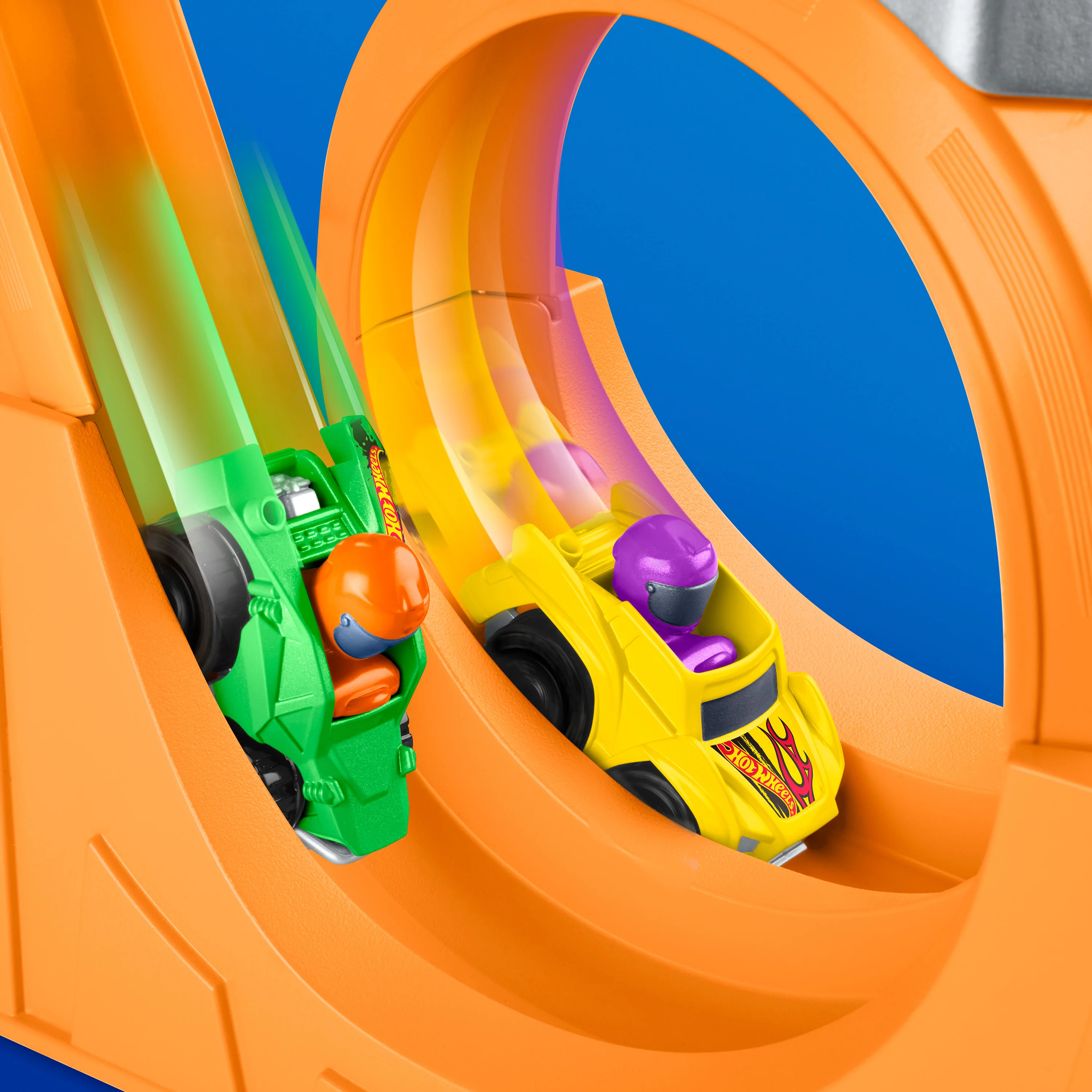 Hot Wheels Spiral Stunt Speedway by Little People - Image 10