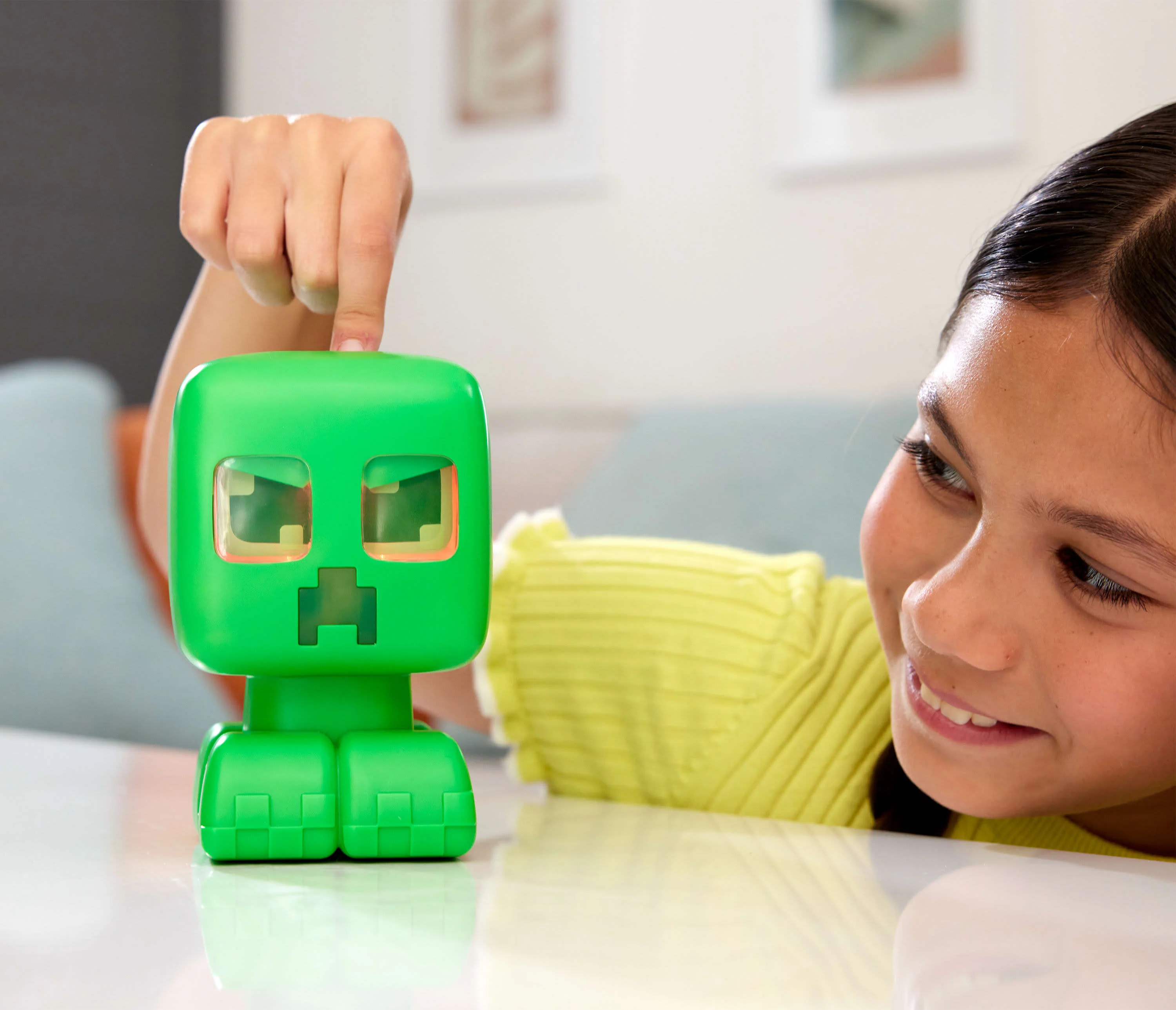 Minecraft My Pet Creeper Feature Figure - Image 9